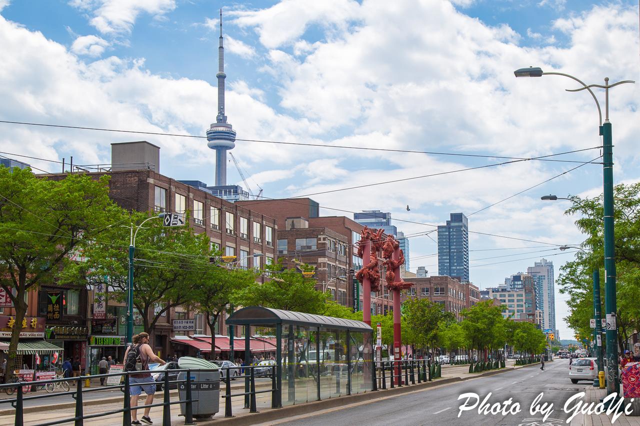 Toronto Chinatown Inn Buitenkant foto